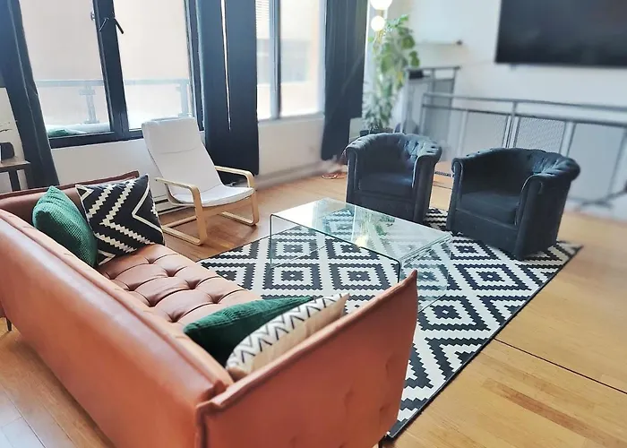 Middle Of Montreal Loft