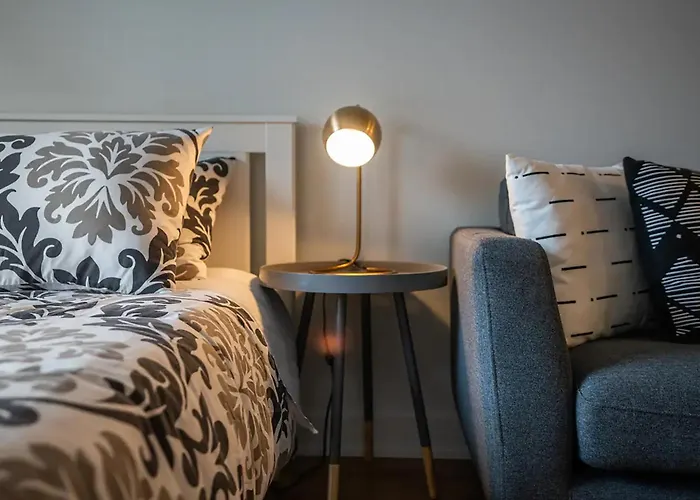 Rozenhaus Montreal Hotel