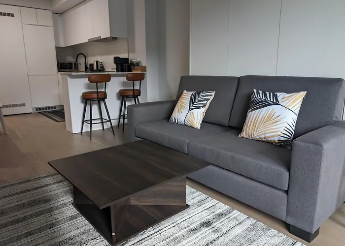 Cozy Studio In Montreal\'S Quartier Des Spectacles