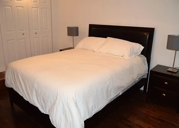 Bnbera - The Rock Apartment