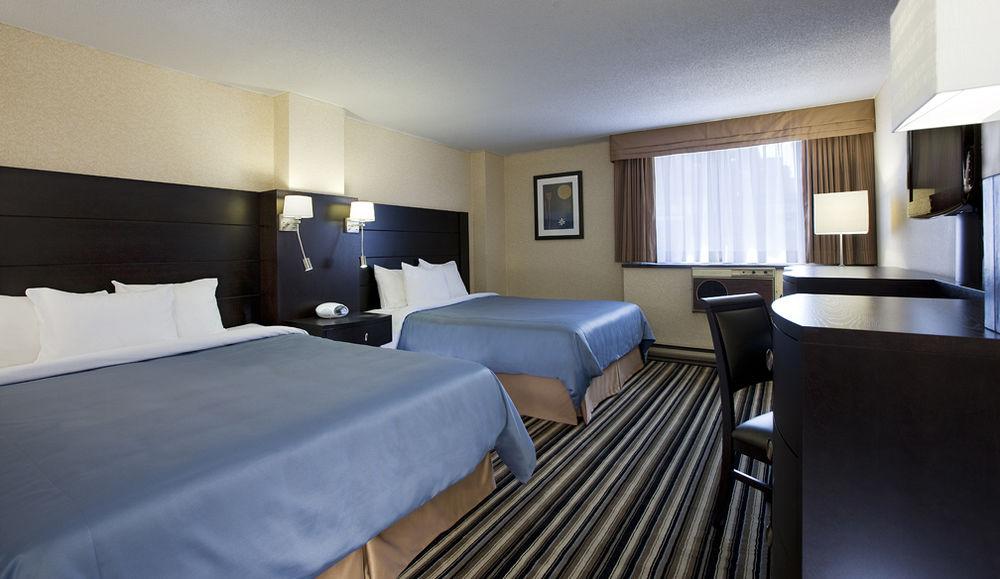 Hotel Fairfield By Marriott Downtown Montreal