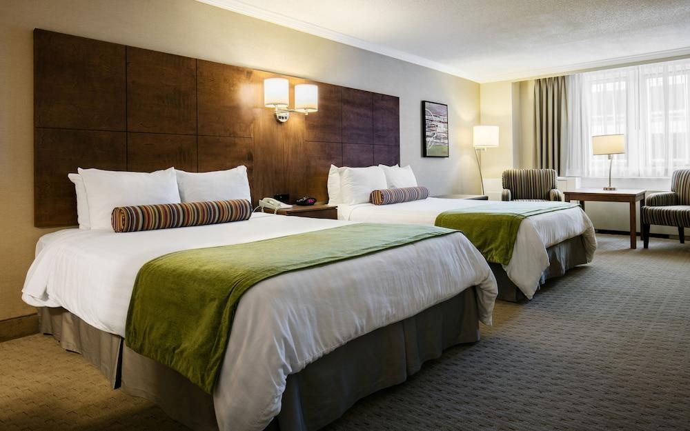 Hotel Western Ville-marie & 4*