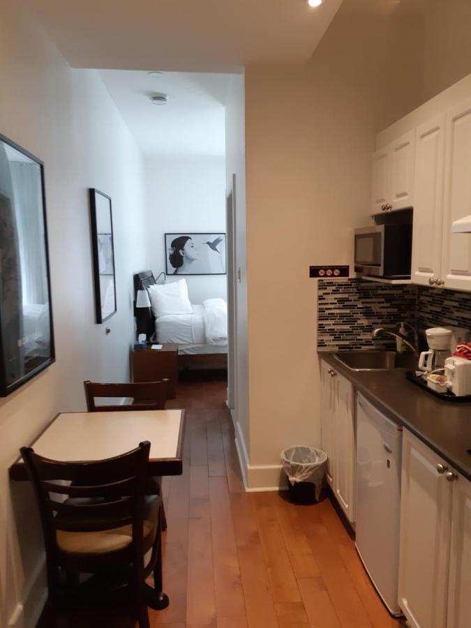 Inn & Carre Saint-louis 3*
