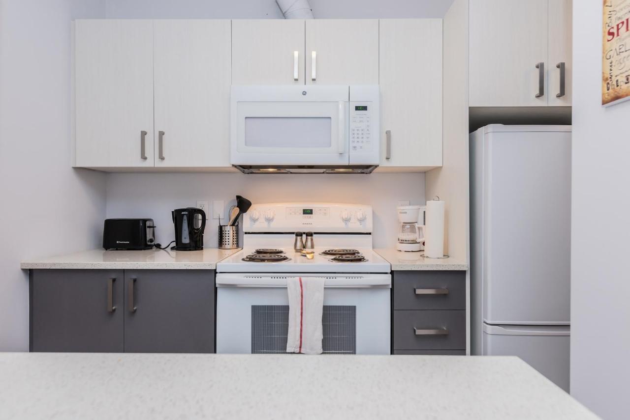 Apartment St Hubert - Corporate Relocation Montreal