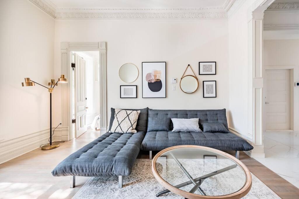Styled 2 Bedroom On St-denis Street Apartment