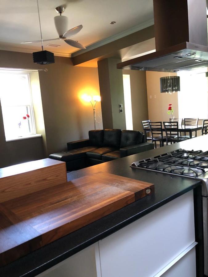 Apartment 1220 Rue Saint-marc *