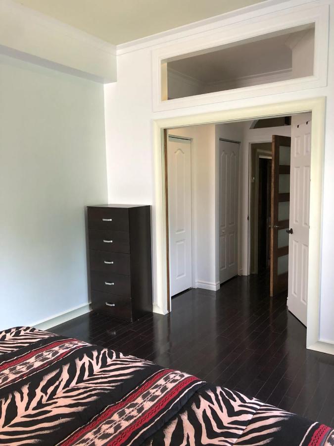 Apartment 1220 Rue Saint-marc *