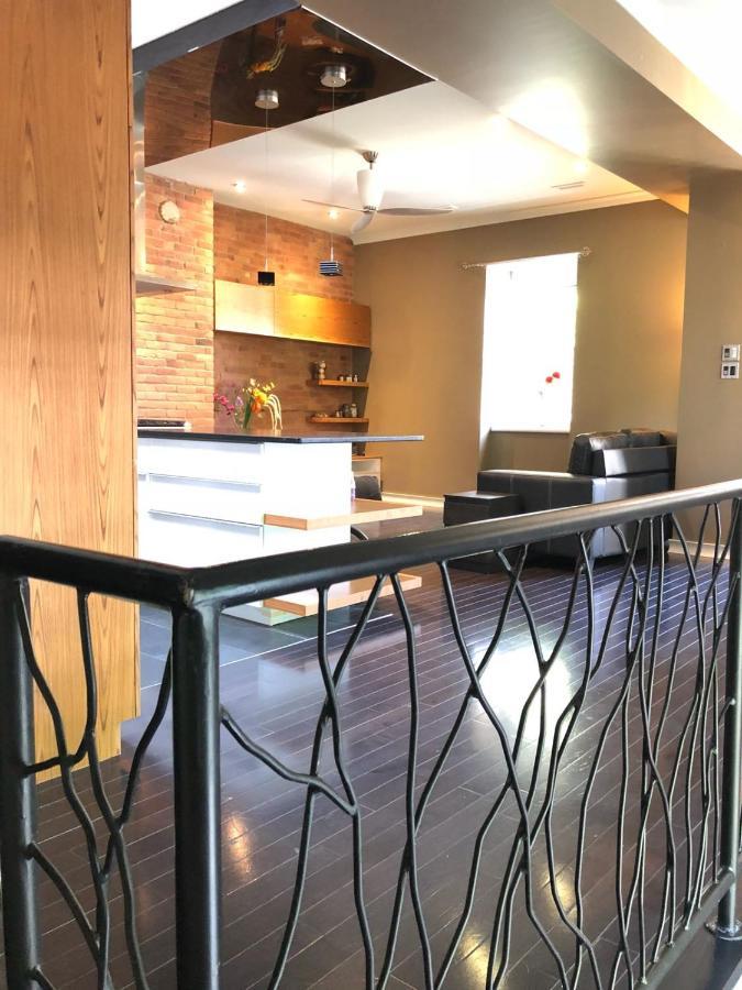 Apartment 1220 Rue Saint-marc