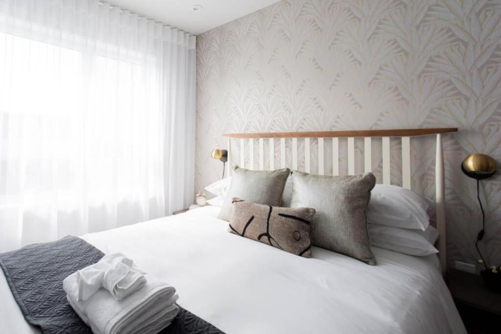 Apartment Wonderful In Little Italy With Full Bath By Den *