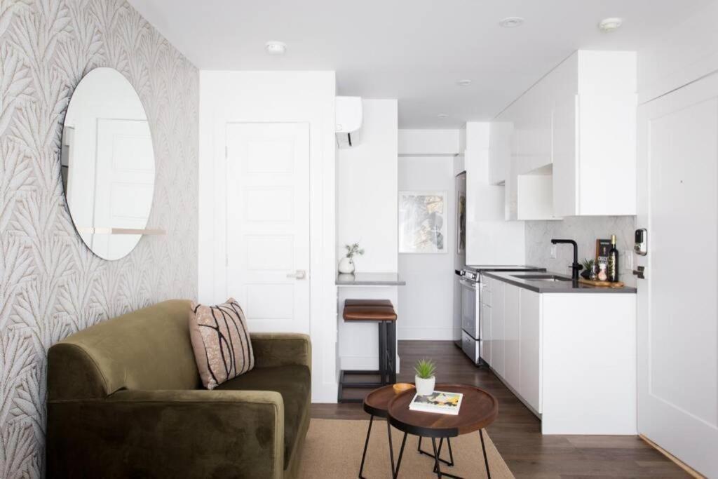 Wonderful In Little Italy With Full Bath By Den Apartment