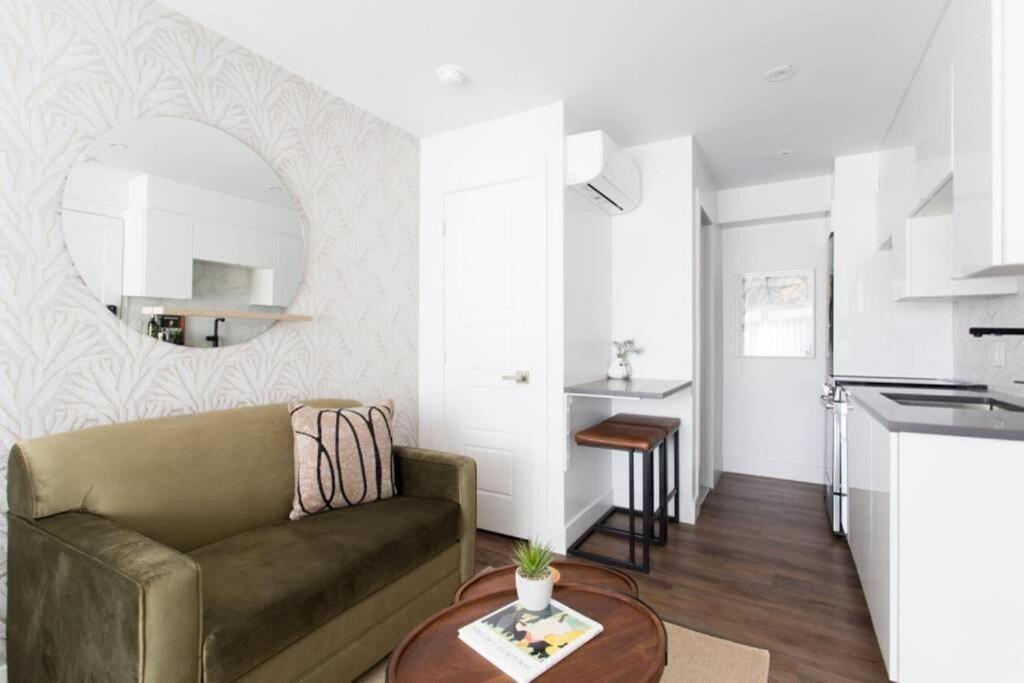 Apartment Wonderful In Little Italy With Full Bath By Den *