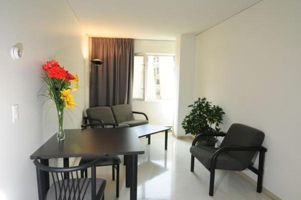 Residences Uqam Ouest 3*