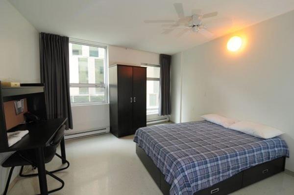 Residences Uqam Ouest Aparthotel Montreal