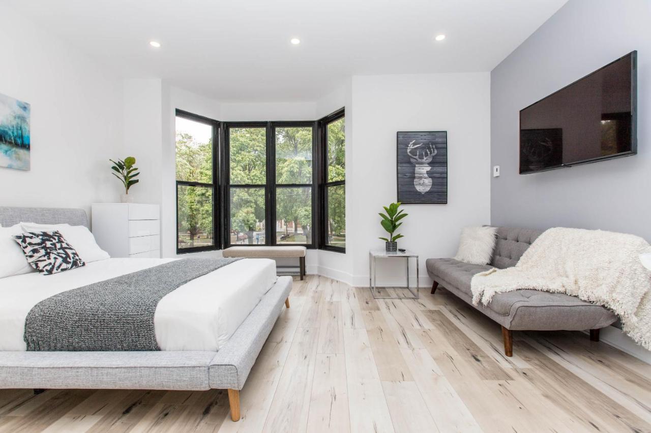 Lofts Du Parc Lahaie * Montreal