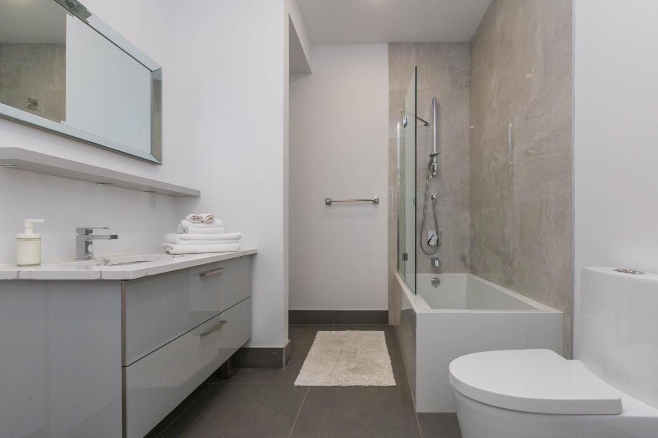 Lofts Du Parc Lahaie Montreal