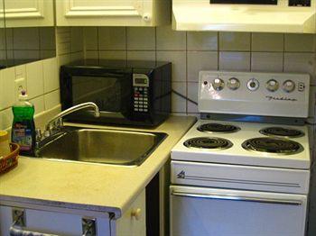 Gite University Bed And Breakfast Montreal