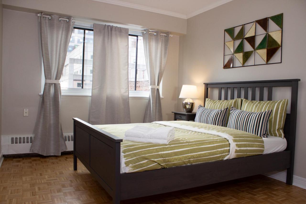 Shiny Spacious With Perfect View In Crescent