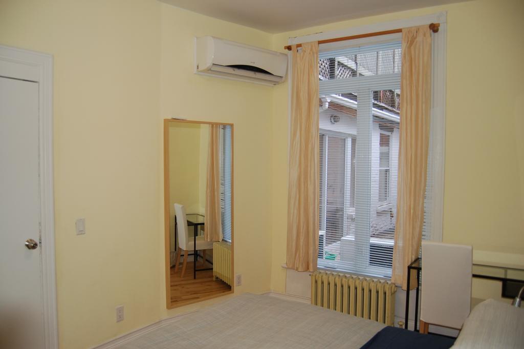 Le Chasseur Bed & Breakfast Bed & Breakfast