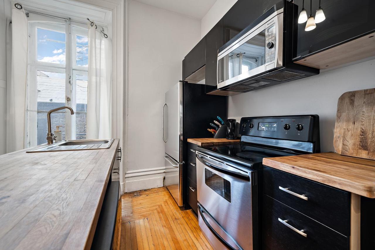 Apartment Old Port By Restavio Montreal