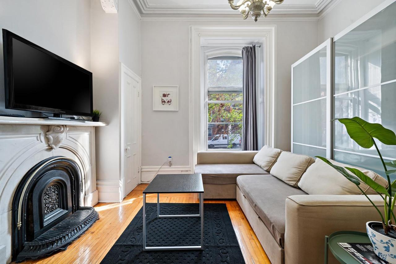 Apartment Old Port By Restavio Montreal