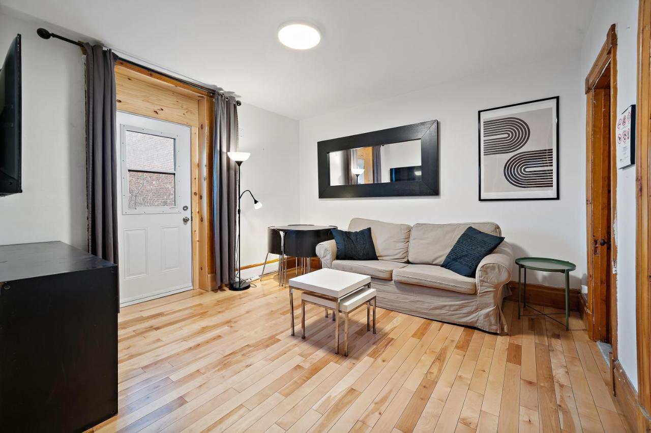 Old Port By Restavio Apartment