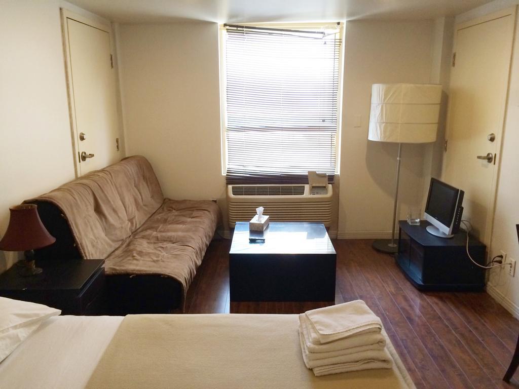 Apartment La Renaissance Dorchester Montreal