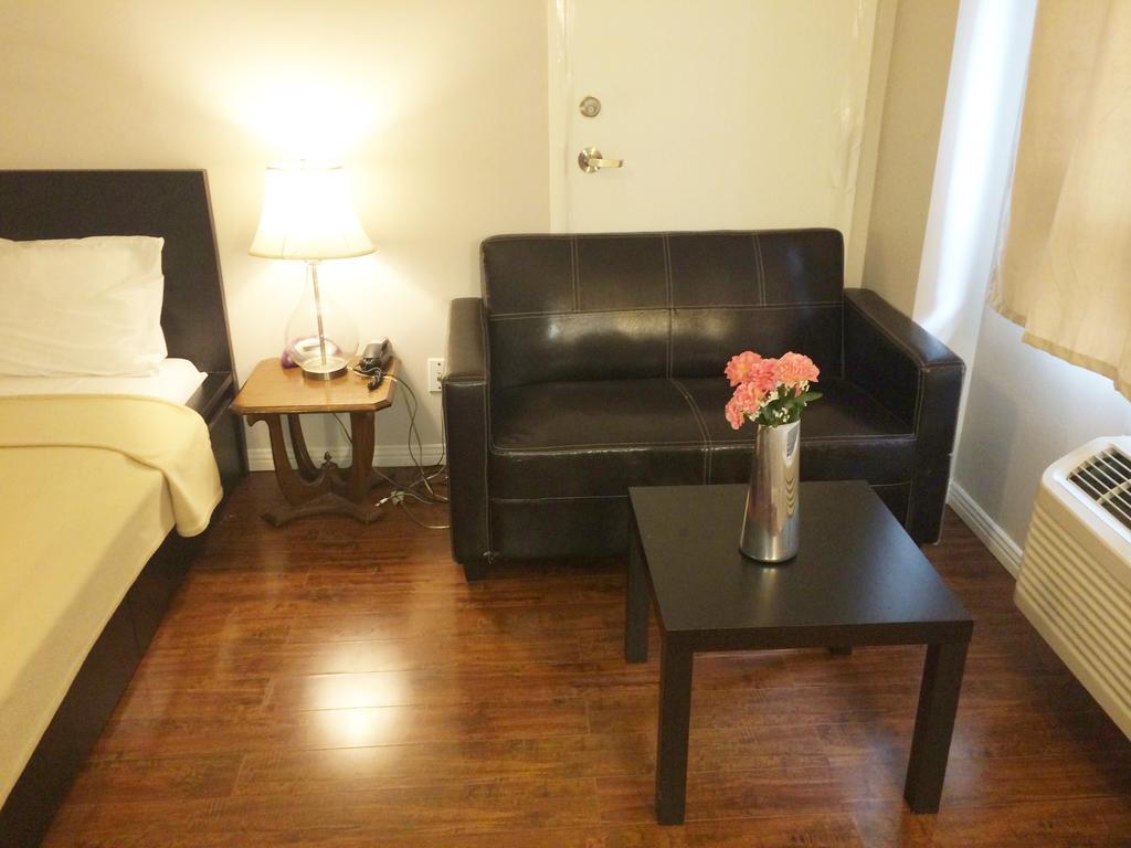 La Renaissance Dorchester Apartment *