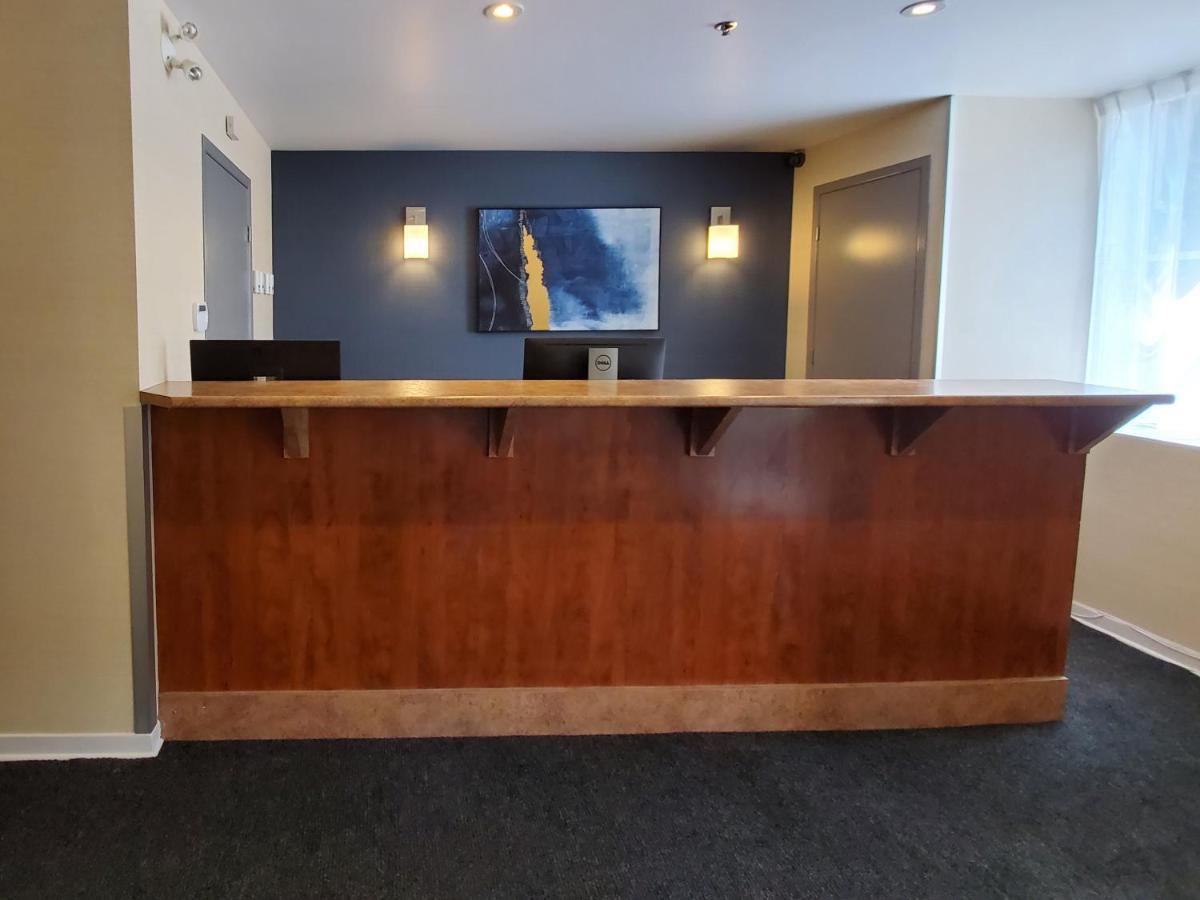Hotel Econo