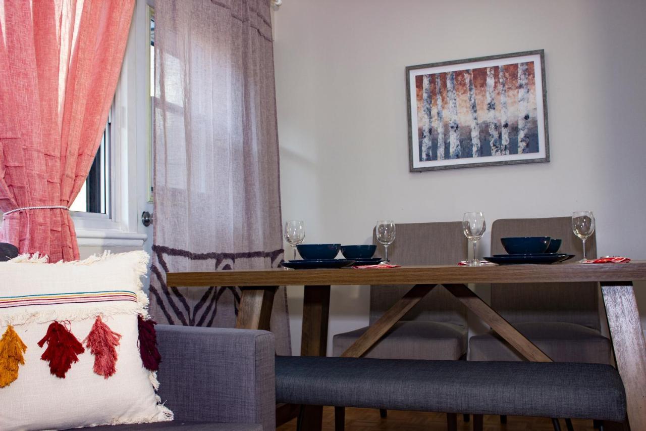Apartment Shiny Spacious With Perfect View In Crescent Montreal