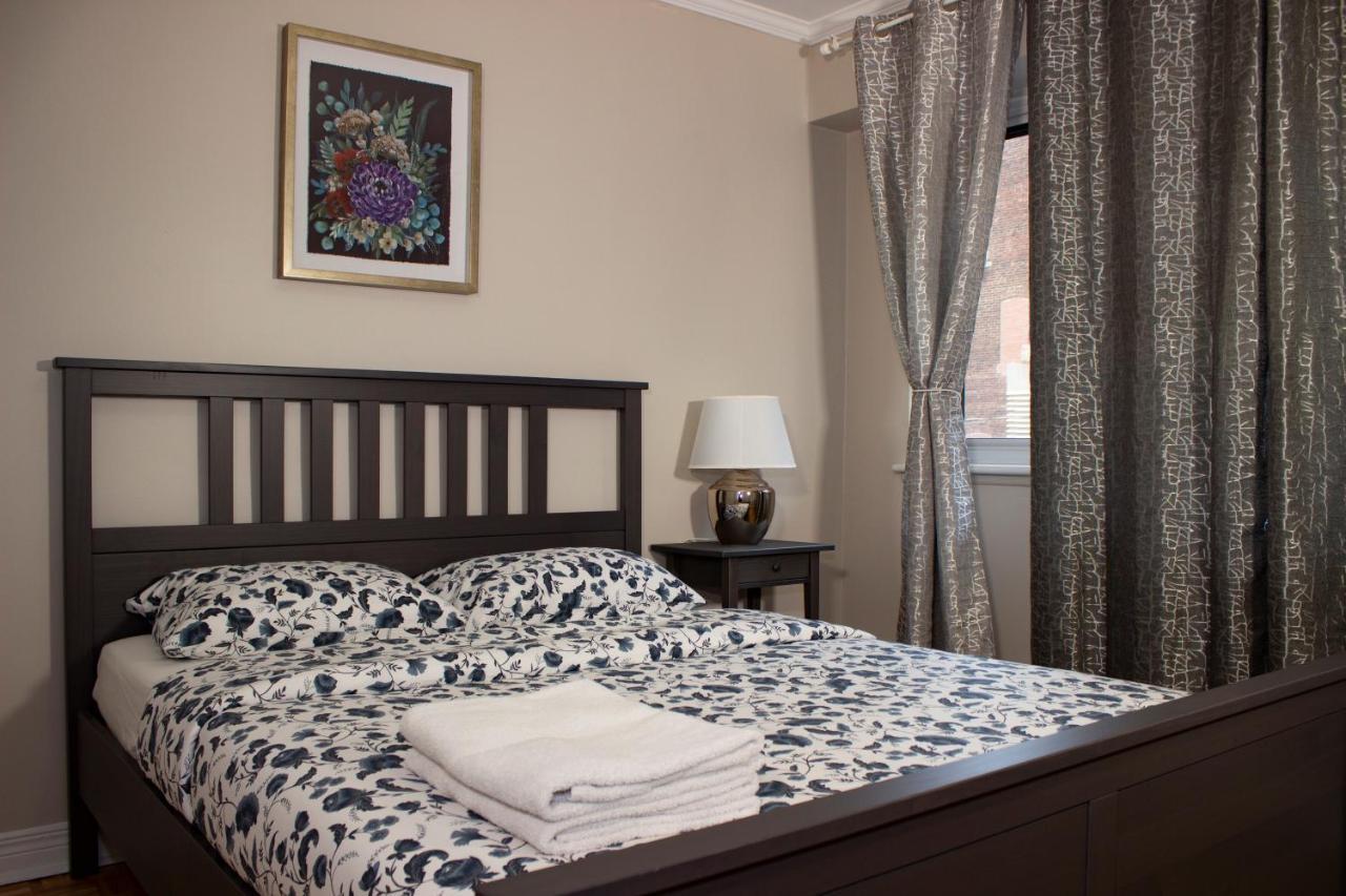 Shiny Spacious With Perfect View In Crescent Apartment *