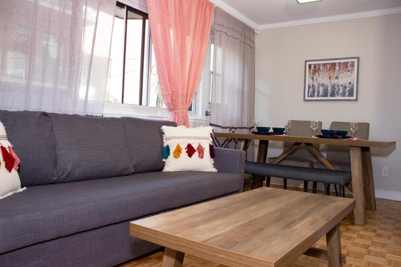 Shiny Spacious With Perfect View In Crescent Apartment