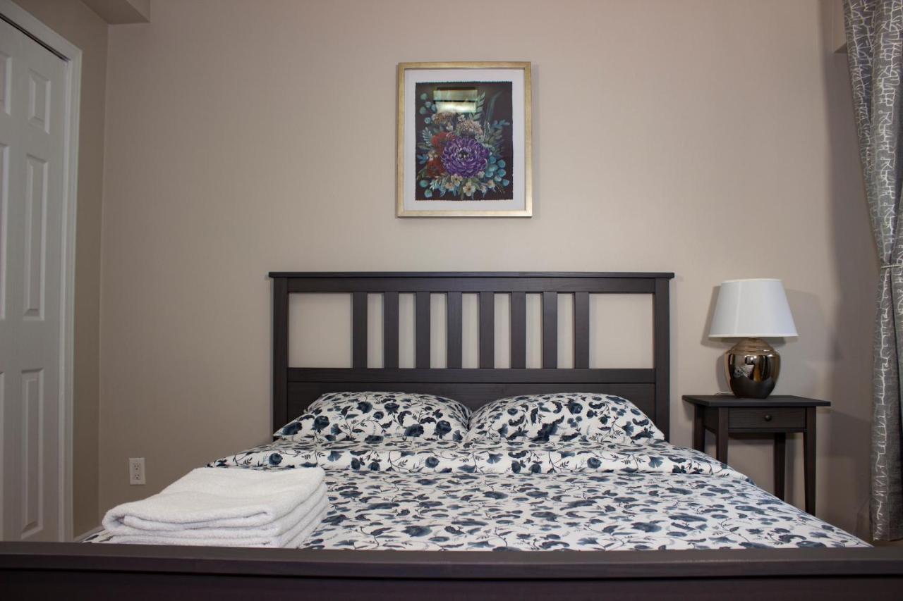 Shiny Spacious With Perfect View In Crescent Montreal