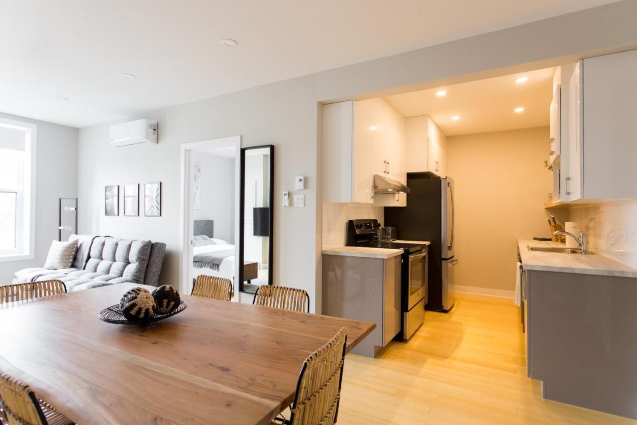 Trendy Little Italy 3 Bedroom By Den *