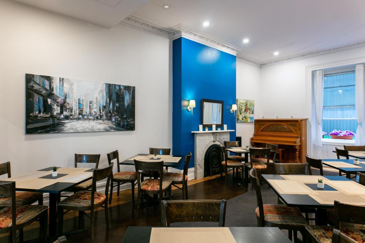 & Espace Confort 3* Montreal
