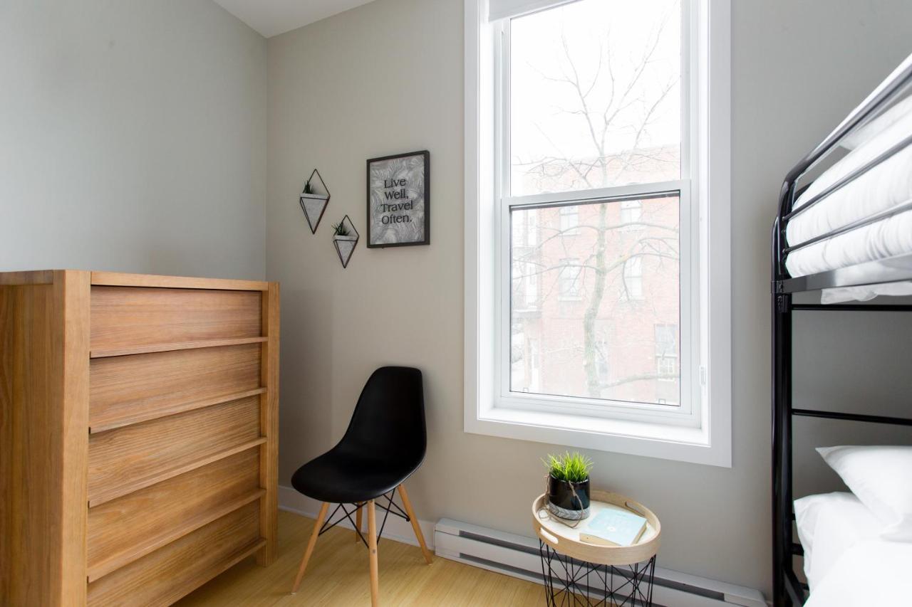 Trendy Little Italy 3 Bedroom By Den Apartment
