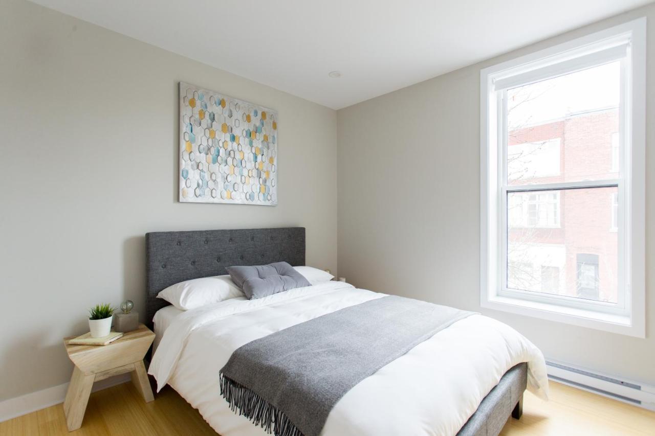 Trendy Little Italy 3 Bedroom By Den
