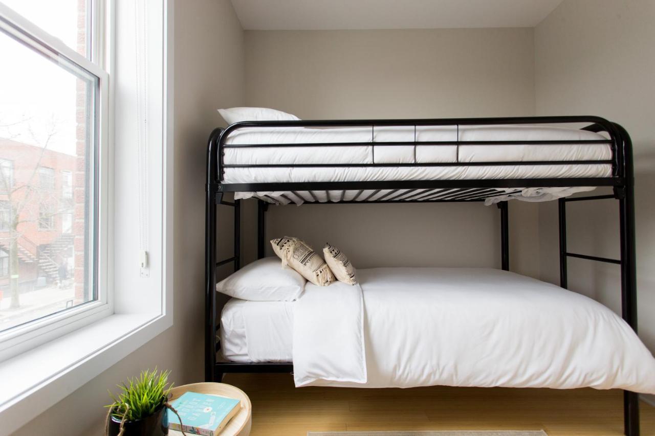Trendy Little Italy 3 Bedroom By Den Apartment