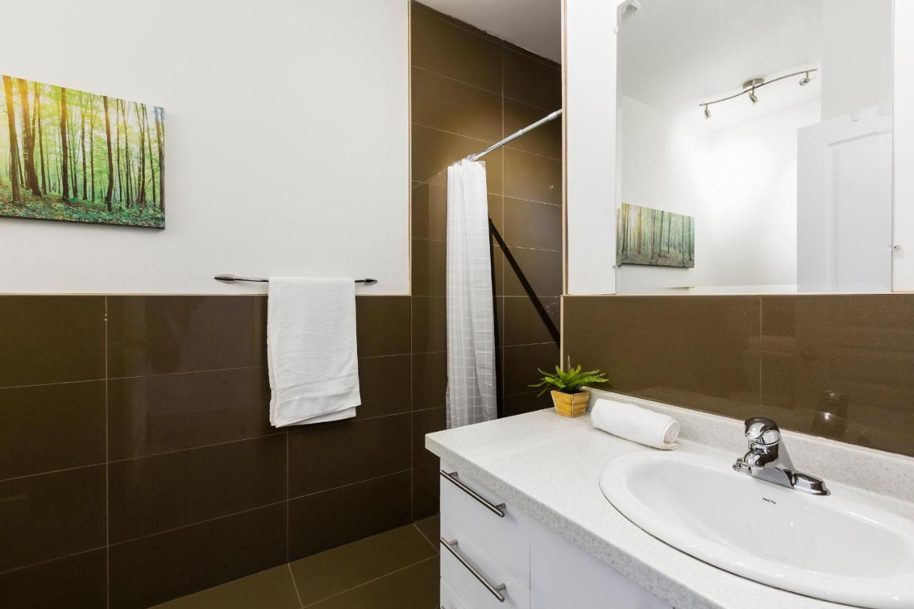 Apartment Mtlvacationrentals -the Chic Laurier *