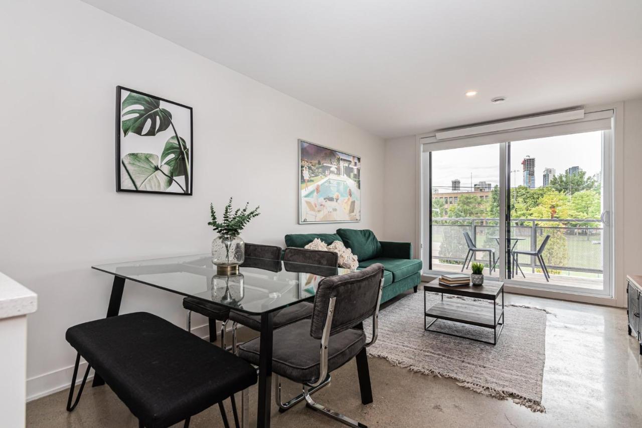 Elegant & Perfectly Located By Atwater Market By Den Stays Montreal