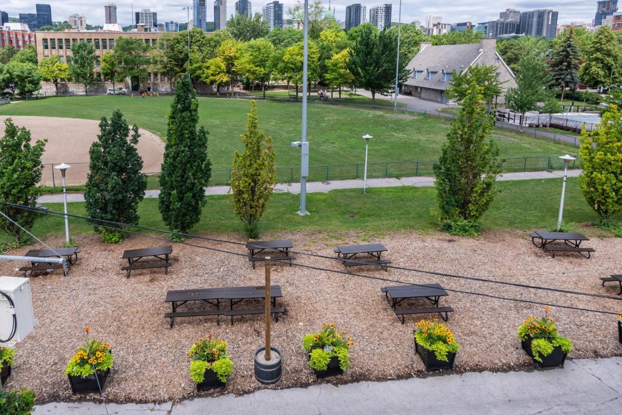 Elegant & Perfectly Located By Atwater Market By Den Stays Apartment Montreal