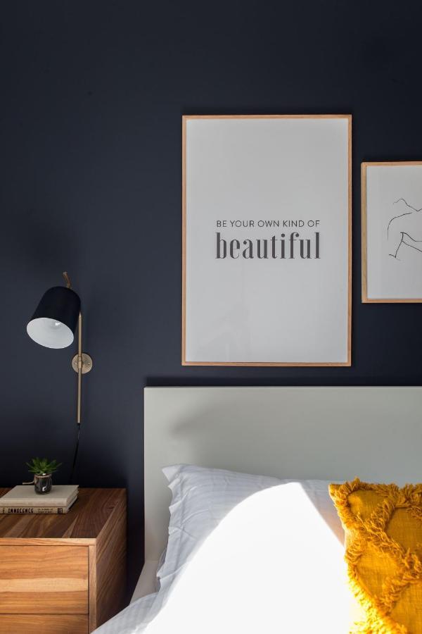 Huge & Swanky By Atwater Market By Den Stays *