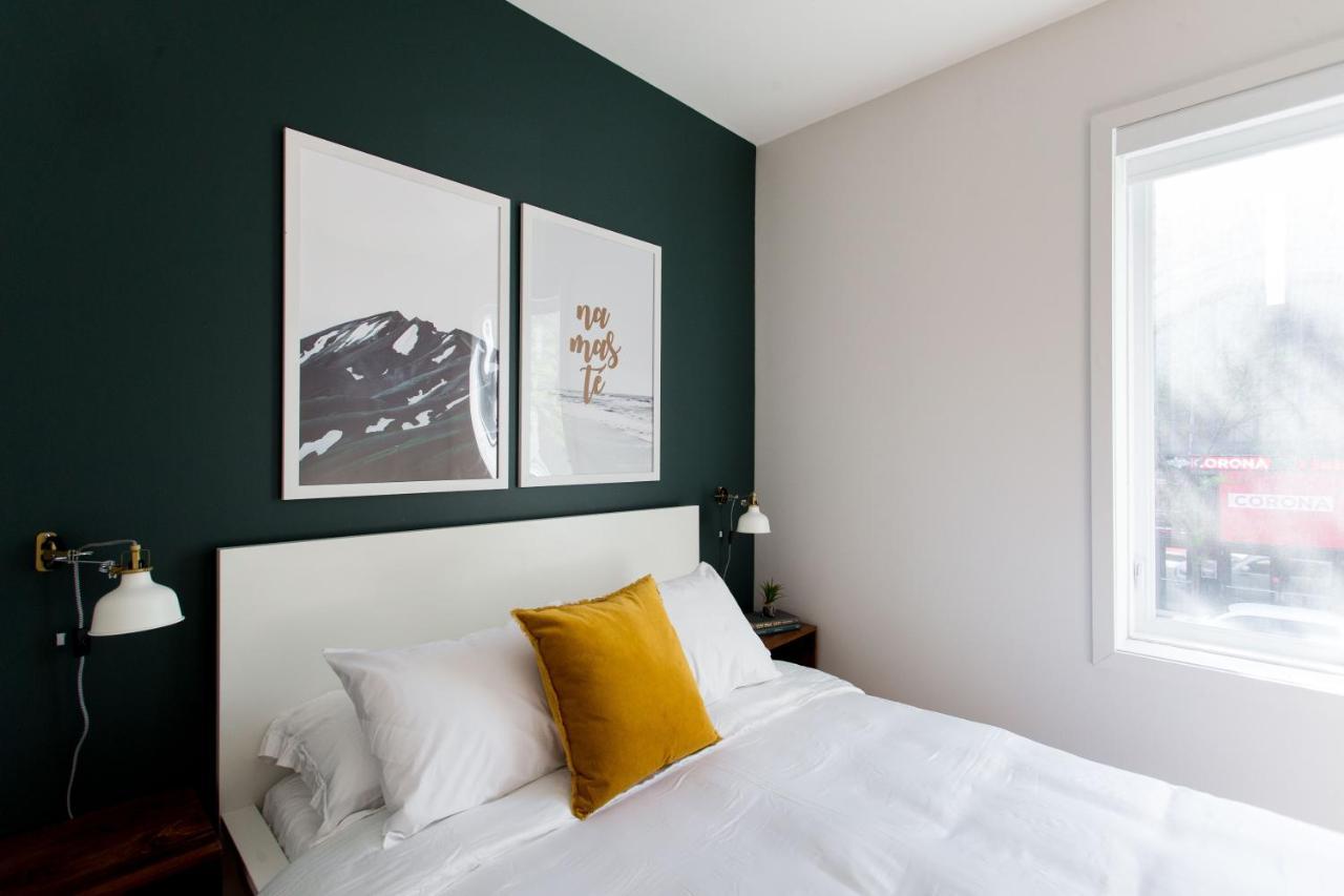 Apartment Huge & Swanky By Atwater Market By Den Stays *