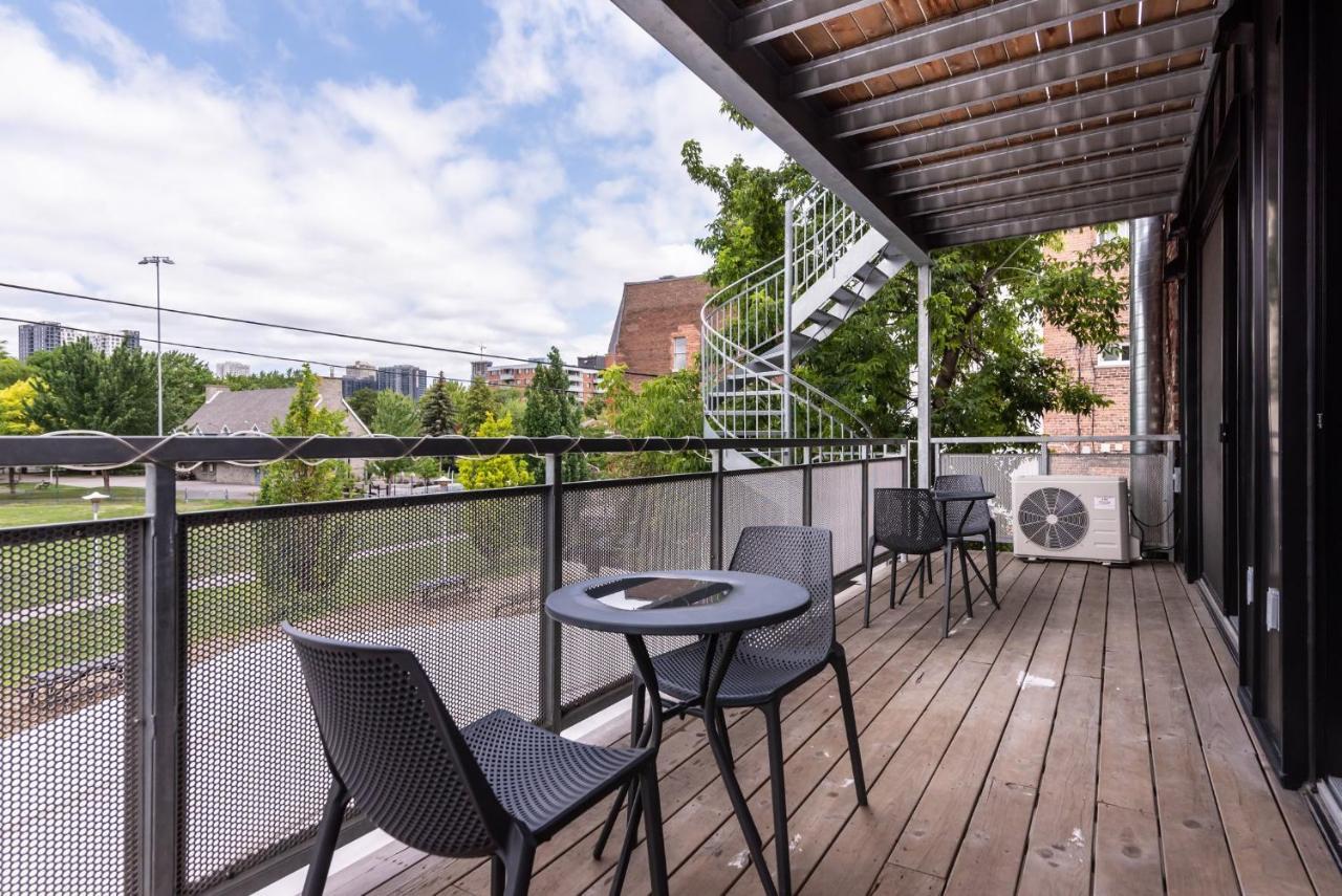 Elegant & Perfectly Located By Atwater Market By Den Stays Apartment