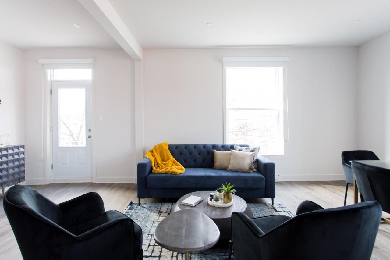 Apartment Stunning 1 Bedroom In Mile End By Den Montreal