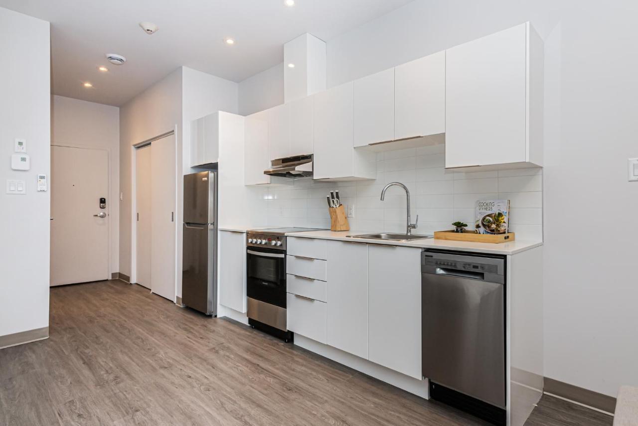 Brand New And Perfectly Located Flat In Le Plateau By Den * Montreal