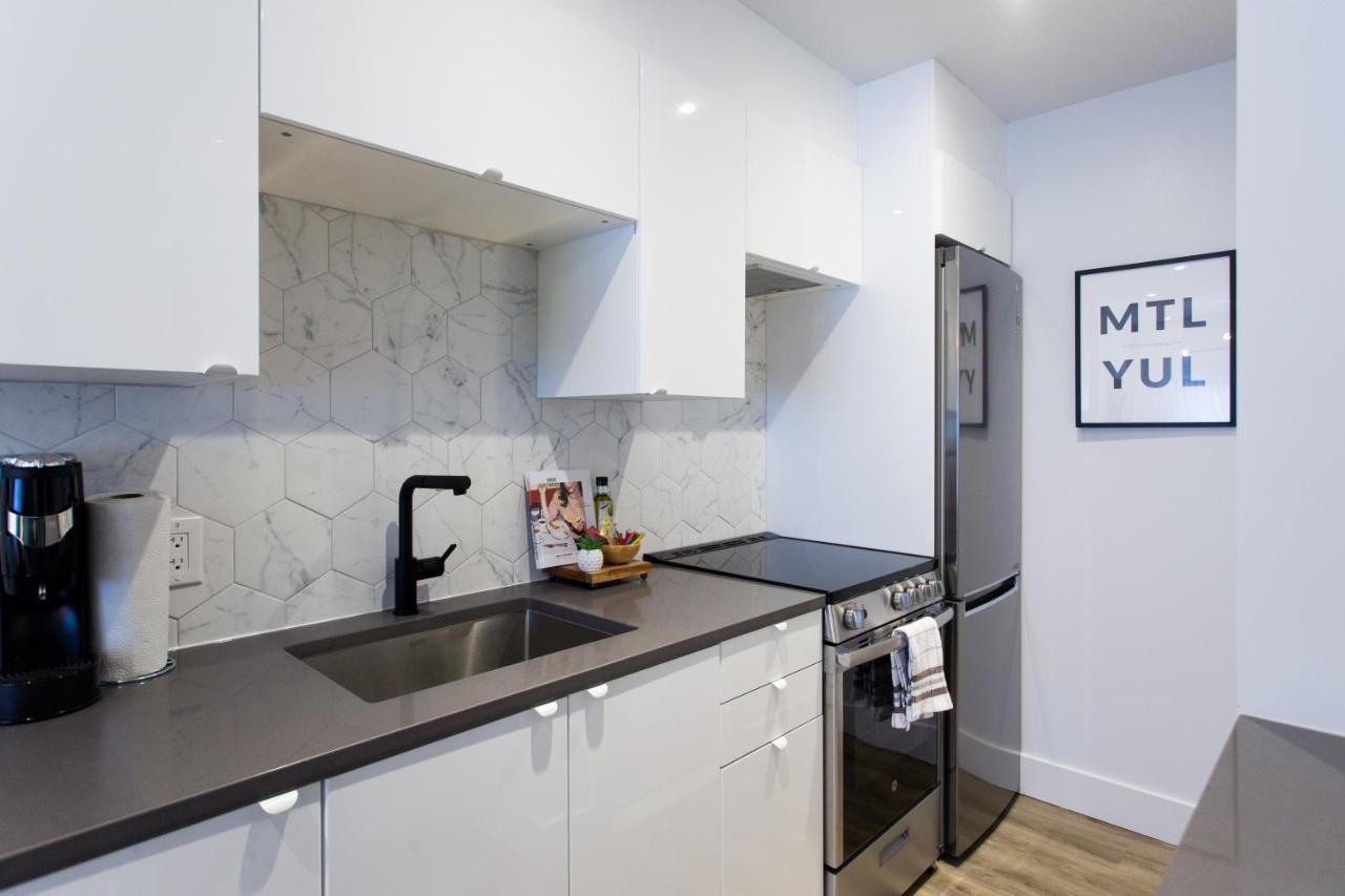 Palms Steps From Jeantalon Market Full Bath By Den