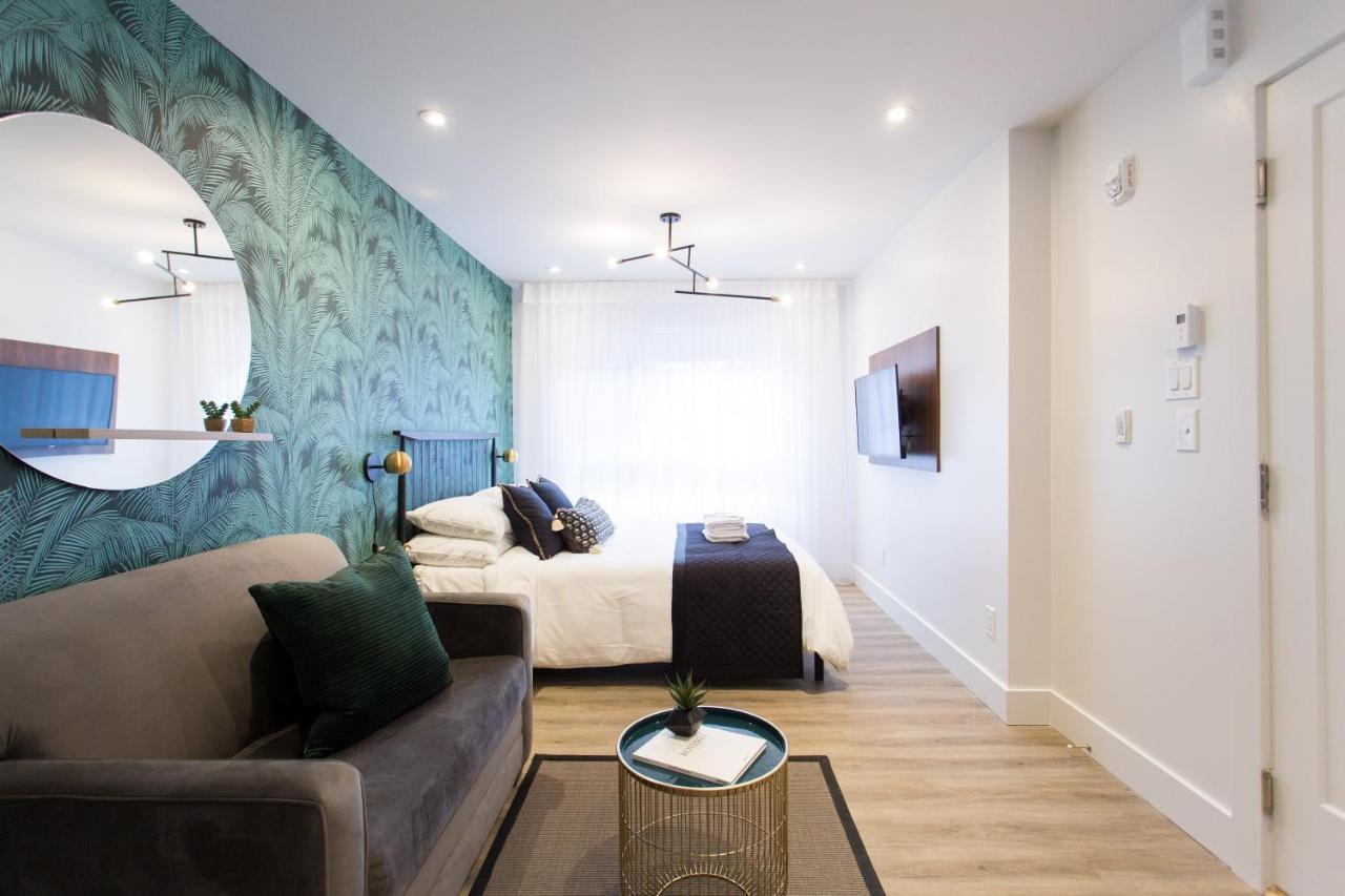 Palms Steps From Jeantalon Market Full Bath By Den Montreal