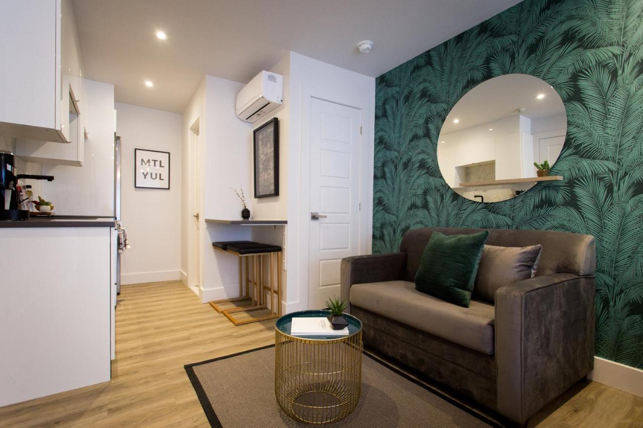 Palms Steps From Jeantalon Market Full Bath By Den Apartment Montreal
