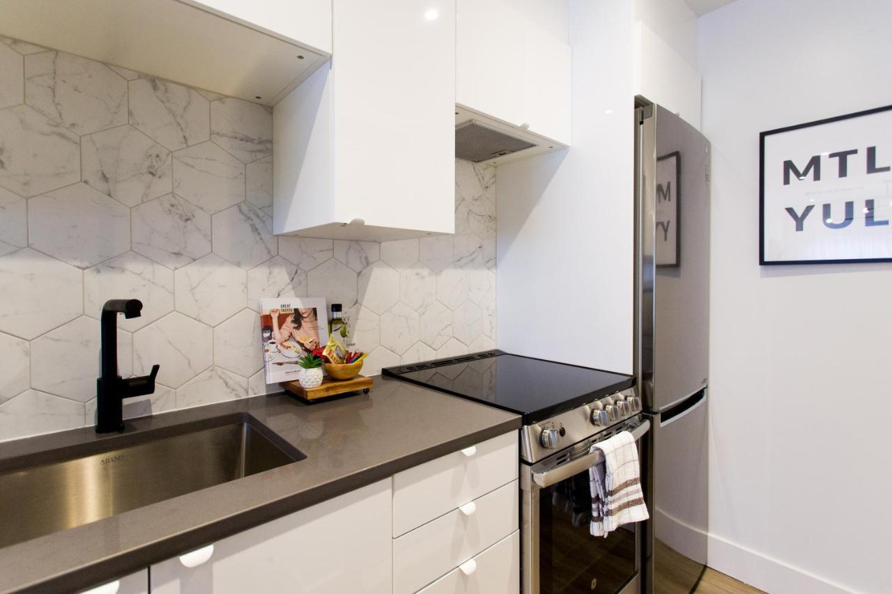Palms Steps From Jeantalon Market Full Bath By Den Apartment *
