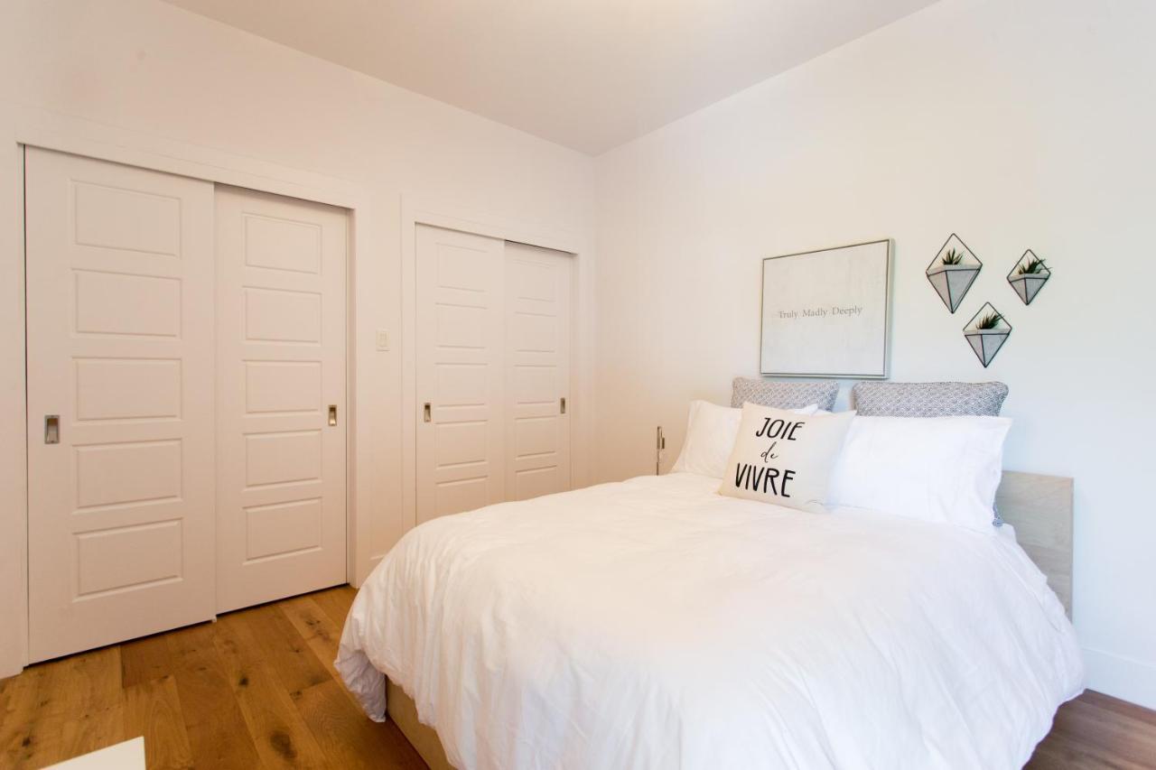 Exquisite Modern In Little Italy By Den *